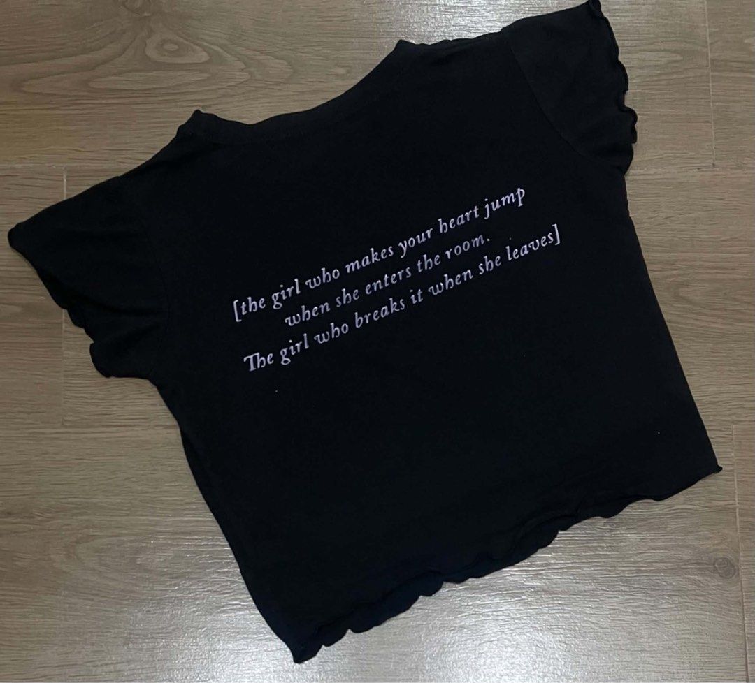 Angel Black Crop Top 💗 (Category: Blouses) located in Bulacan. Submitted by ladyjagged (Listing ID 1469717941, Image 2). Description: * Size: XS–Small * Color: Black * Style: Cropped baby tee * Design: Pink glitter print with back details * Short sleeves with cute wavy hems.
