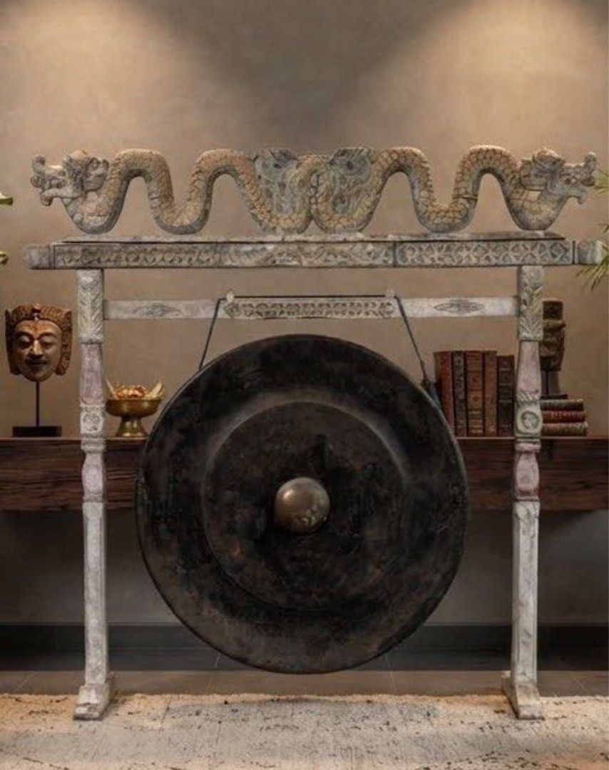 Antique Java gong (Category: Other Home Furniture) located in Petaling Jaya. Submitted by wudzzbeibei (Listing ID 1469671590, Image 1). Description: .