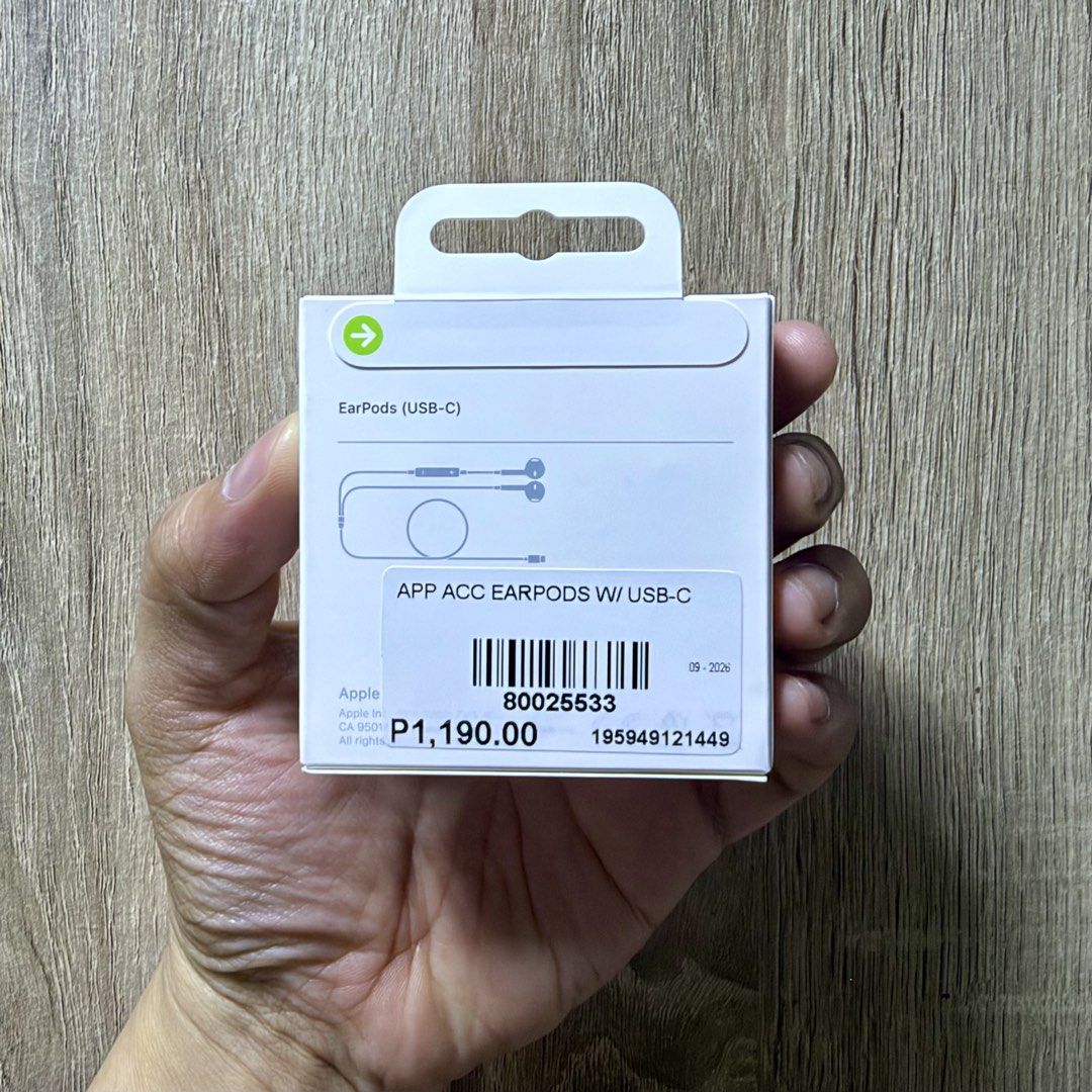 Apple EarPods (USB-C) - ₱1,100 (Category: Earphones) located in Taguig. Submitted by cee.declutters (Listing ID 1469665854, Image 2). Description: Apple EarPods (USB-C) - ₱1,100 Brand new, sealed. Fixed (don’t waste my time). Pick-up at my location in Alaminos, Pangasinan or shipping anywhere via Lalamove/JNT (SF c/o buyer).