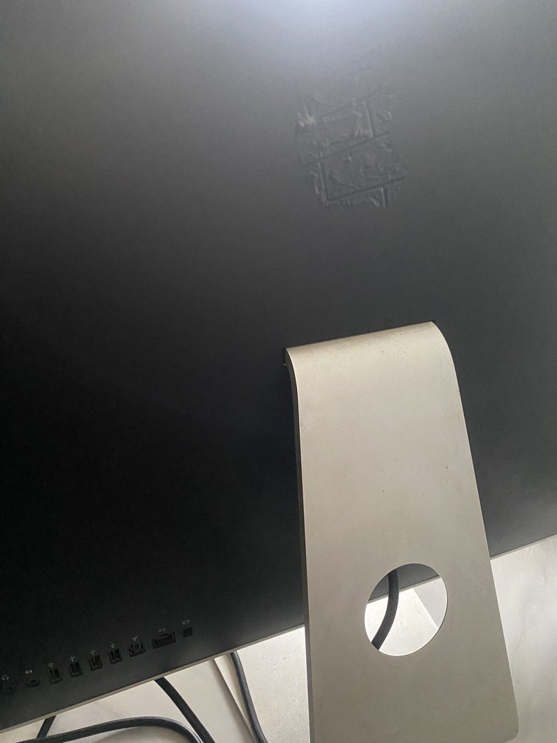 Apple iMac desktop computer with screen issues (Category: Desktops) located in San Pablo. Submitted by gt_vault (Listing ID 1469630313, Image 2). Description: (Offer lang po kayo sa may gusto, issue screen (hindi ko na din po naoopen) working pag sasaksakan ng mouse, keyboard Model no. A1225 - Apple desktop computer - Powers on successfully - Display has severe vertical lines, discoloration, and graphical glitches - Back panel features adhesive r