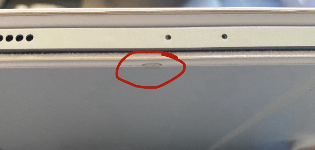Apple iPad Pro 12.9-inch (5th generation) 512GB (Category: iPad) located in Bacoor. Submitted by locus_standi (Listing ID 1469626381, Image 3). Description: ‼️KINDLY READ EVERYTHING‼️ ‼️FOR SALE OR SWAP‼️ Unit: iPad Pro M1 12.9-inch (5th Generation) Storage: 512gb Connection: WiFi only Package: Comes with the iPad itself, Authentic Apple Magic Keyboard, and Authentic Apple Pencil 2nd Gen with the sleeve/case. No boxes and cable/charger included s