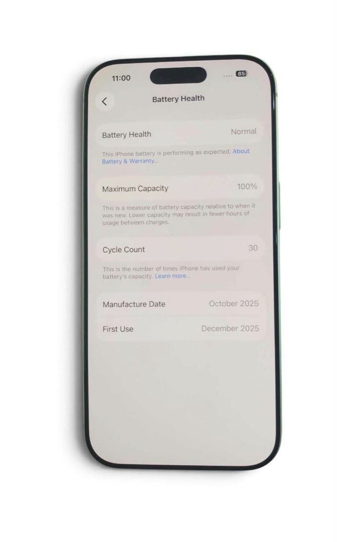 Apple iPhone (Category: iPhone 17 Series) located in Muntinlupa City. Submitted by lloydsky17 (Listing ID 1469667166, Image 3). Description: - Model: Apple iPhone 17 proin stunning silver - Camera: Advanced triple-camera setup with raised camera island - Battery Health: 100% with only 30 cycle counts (minimal usage) - Inclusions: Original box included - Condition: Like new, excellent performance No issue Complete 62k fixed .