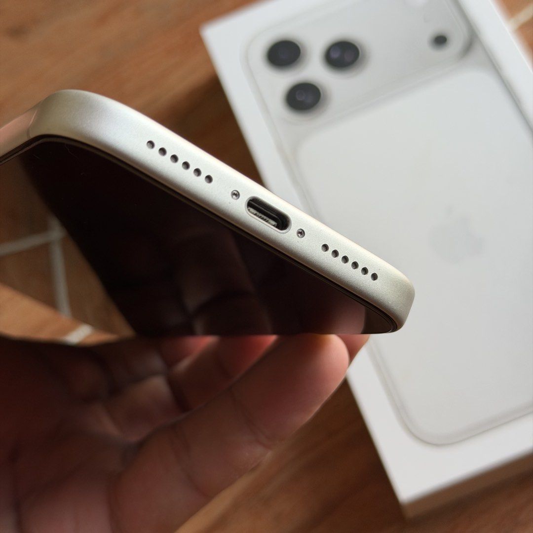 Apple iPhone 17 Pro Max Silver 512GB (Category: iPhone 17 Series) located in Pasay City. Submitted by outmonkeys (Listing ID 1469609186, Image 2). Description: 📱 FOR SALE: iPhone 17 Pro Max 512GB ✨ Unit Details: * Model: iPhone 17 Pro Max * Storage: 512GB * Color: Silver 🤍 * Factory Unlocked (Physical SIM + eSIM) * Battery Health: 92% * Battery Cycle Count: 305 * Condition: 99% Smooth * Complete with Original Box and Cable ✅ Fully functional ✅ 