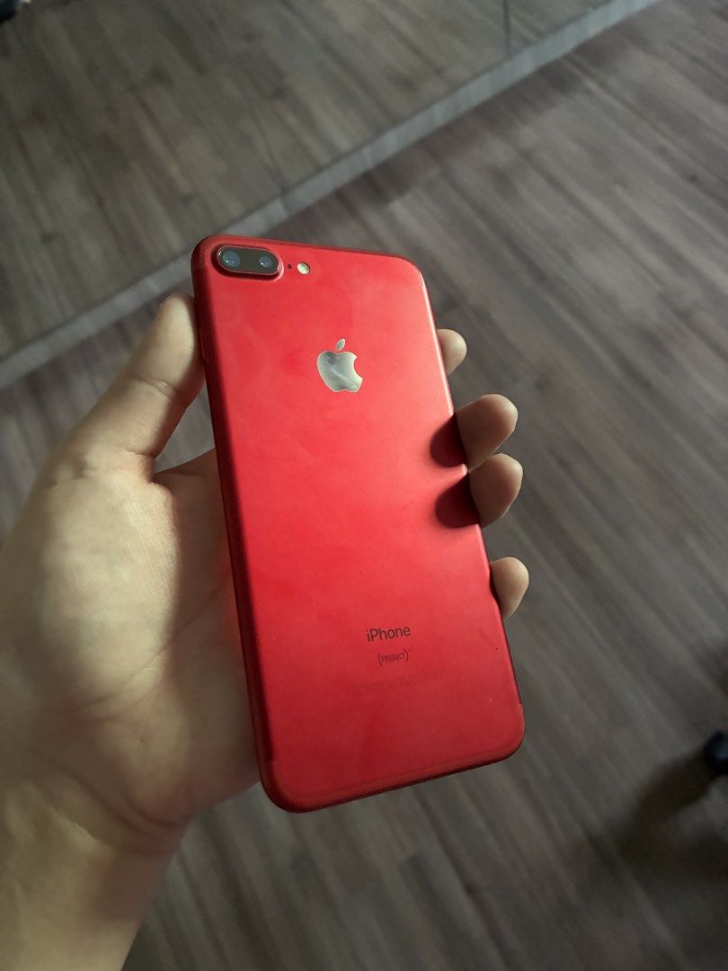 Apple iPhone 7 Plus 128gb Red Edition Unit Only (Category: iPhone 7 Series) located in Quezon City. Submitted by ogoriginalcollector (Listing ID 1469603886, Image 2). Description: With Signs of Usage Unit only No Box No Cable Everything works QC Area Lalamove GCash or COD via pickup.