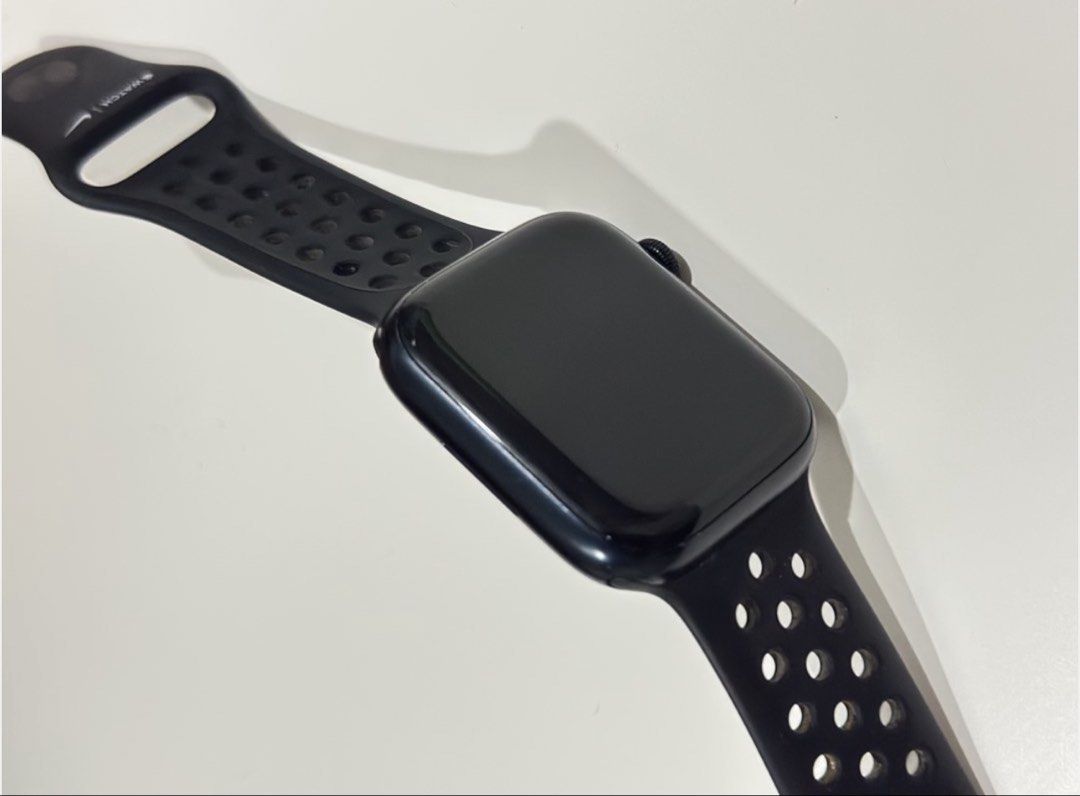 Apple Watch Series 7 GPS 45mm (Category: Wearables & Smart Watches) located in Bulacan. Submitted by declutterwithme32 (Listing ID 1469518008, Image 1). Description: - in very good condition - pass sa low ballers - replaced strap (orginal apple nike sport band worth 3k) - hairline scratch on screen (unnoticeable) - Battery Health: 90% / No issue with parts - Includes original charging cable, w/o box - j&t / lalamove / sm marilao / sm north meetup