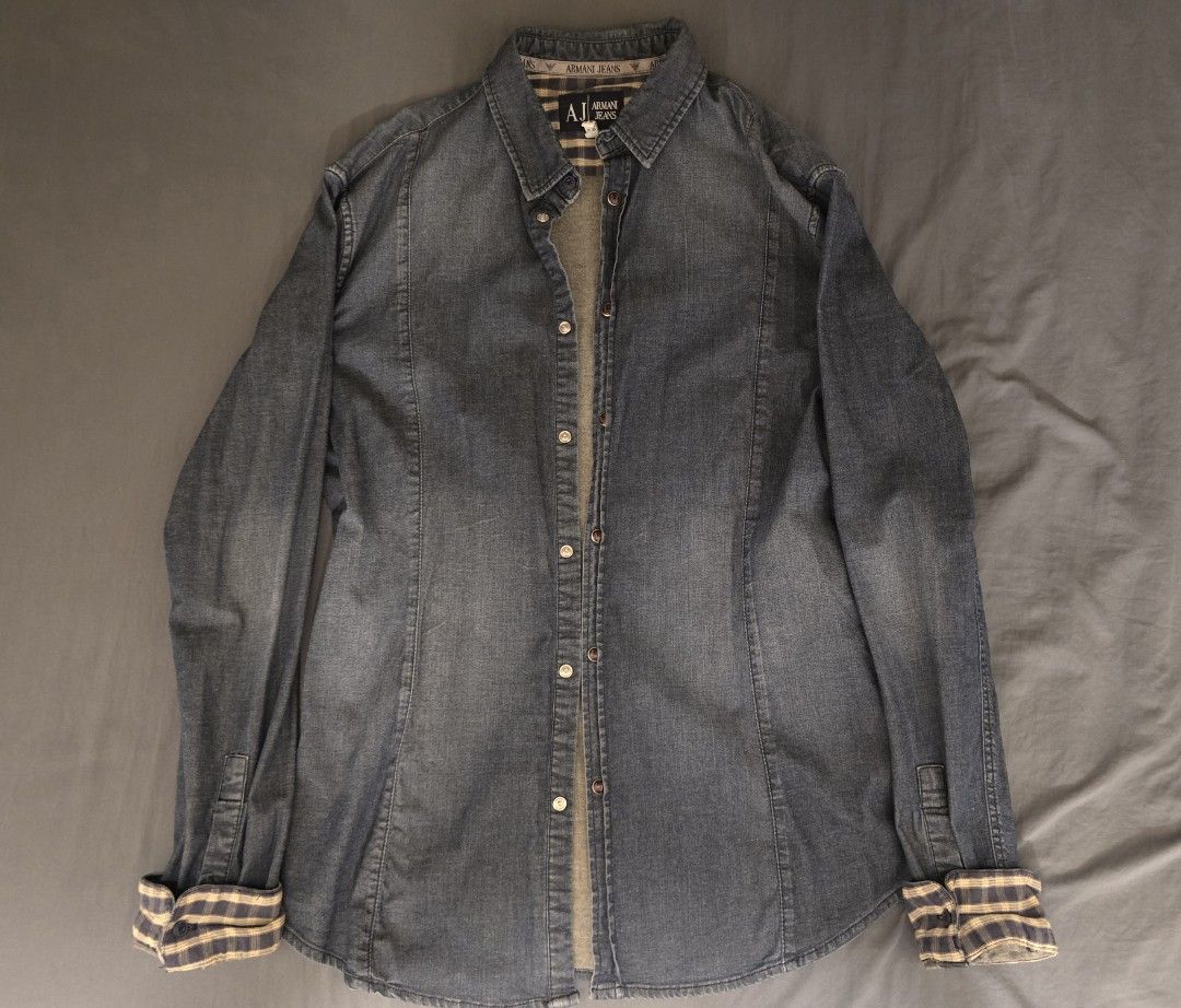 Armani Jeans Denim Shirt (Category: Tshirts & Polo Shirts ) located in Manila. Submitted by miro_r (Listing ID 1469616574, Image 1). Description: Armani Jeans Denim Shirt - Size: XL (but fits closer to large) - Color: Blue - Fairly used - No issues and no defects Loc: Quezon City *PM for more photos/videos.