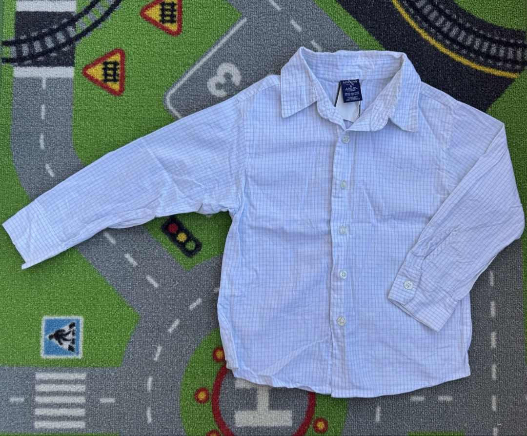 Arrow Long Sleeve Checkered Polo Shirt (Category: Babies & Kids Fashion) located in Rizal. Submitted by preloovved (Listing ID 1469574800, Image 1). Description: Arrow light blue and white checkered button-down shirt for boys (Size 5). Soft cotton, long sleeves, and classic collar. Perfect for school or casual wear. Preloved, 5yo Meet-up only in GB1 San Mateo, Rizal Shipping fee c/o buyer. Tres Marias or J&T express Payment to be sent to me via B