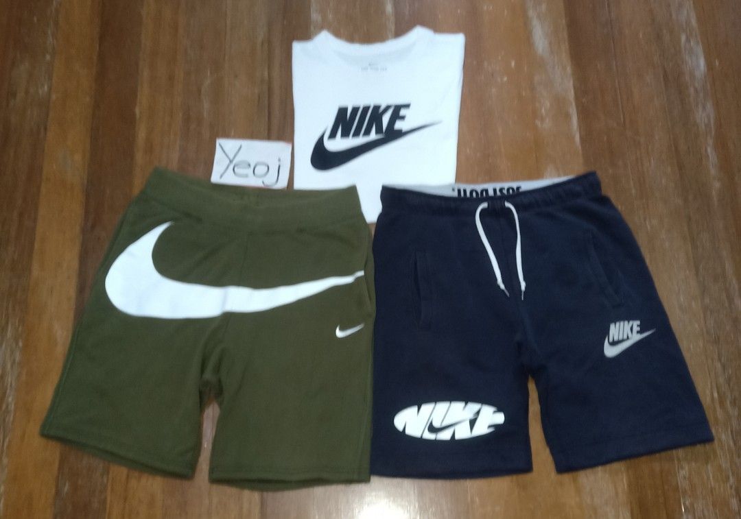 ASPACK Nike Tee & Sweatshorts / Medium to Large (Category: Shorts) located in Tayabas. Submitted by joeyjoe_19 (Listing ID 1469648925, Image 1). Description: #White Tee.. Medium.. W19 x L28 ✔️ Excellent condition.. No issue #GreenBigSwoosh.. Med to Large ✔️ Size 30 to 36 x L19.5 ✔️ Good cond.. 8.5/10 Cr ✔️ Fade.. May 1 small hole sa back pero di pansin masyado.. Goods pa eto.. #SwooshScriptShort.. Med to Large Size 30 to 36 x L19.5 ✔️ Good cond..