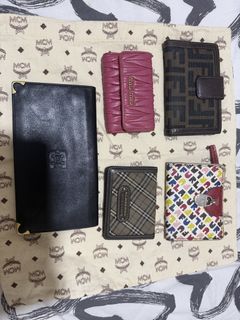 (Category: ) located in . Submitted by declutteryourcloset (Listing ID 1469725812, Image 1). Description: .