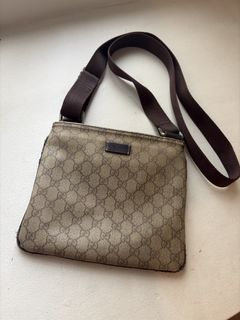 (Category: ) located in . Submitted by wear_your_style (Listing ID 1469608418, Image 1). Description: .