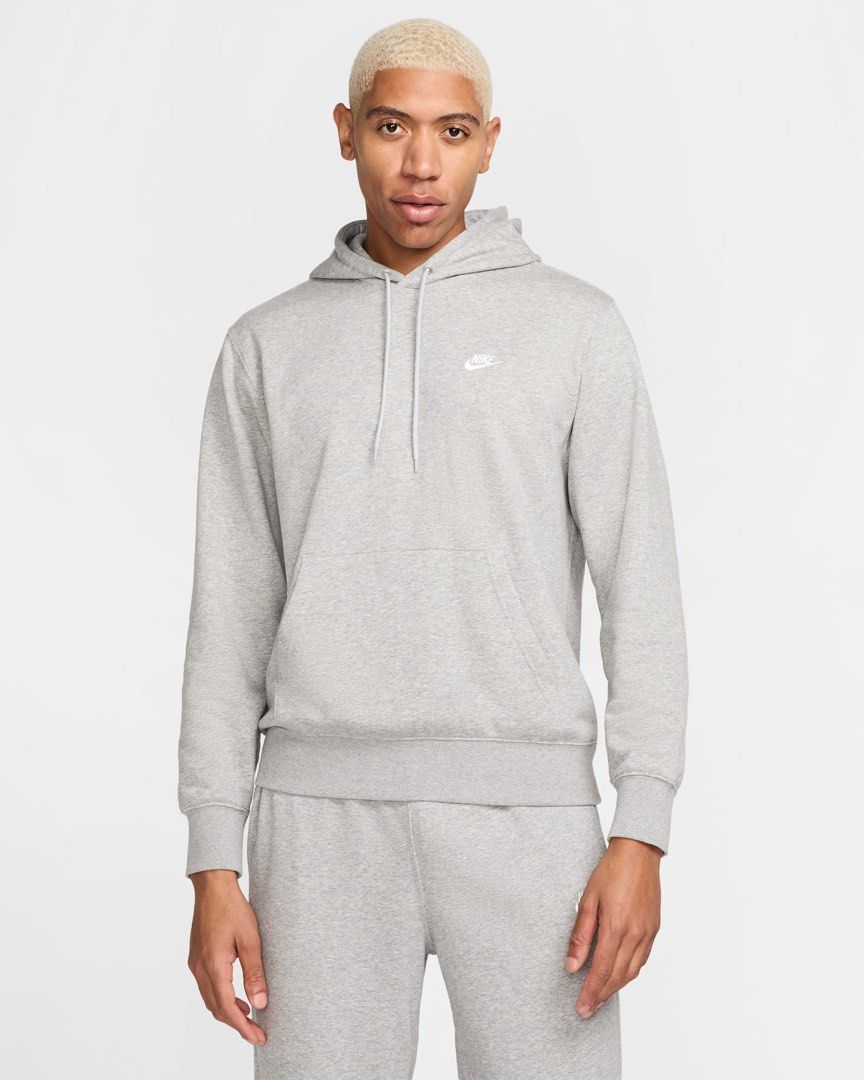 Authentic Nike Sweatsuit Set (Large on tag) (Category: Sets or Coordinates) located in Manila. Submitted by anncur8ts_ (Listing ID 1469707982, Image 1). Description: PLEASE READ BEFORE PURCHASING! RFS: My tito bought me this nike set from the US, but unfortunately, it turned out to be too big on me. Can pass as brand new since I only wore the hoodie once. Still in excellent condition! Slightly negotiable if sure buyer 🤙 If you’re interested or w