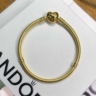 (Category: ) located in . Submitted by daintyjewels (Listing ID 1469711711, Image 1). Description: .