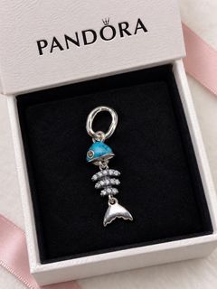 (Category: ) located in . Submitted by daintyjewels (Listing ID 1469695348, Image 1). Description: .