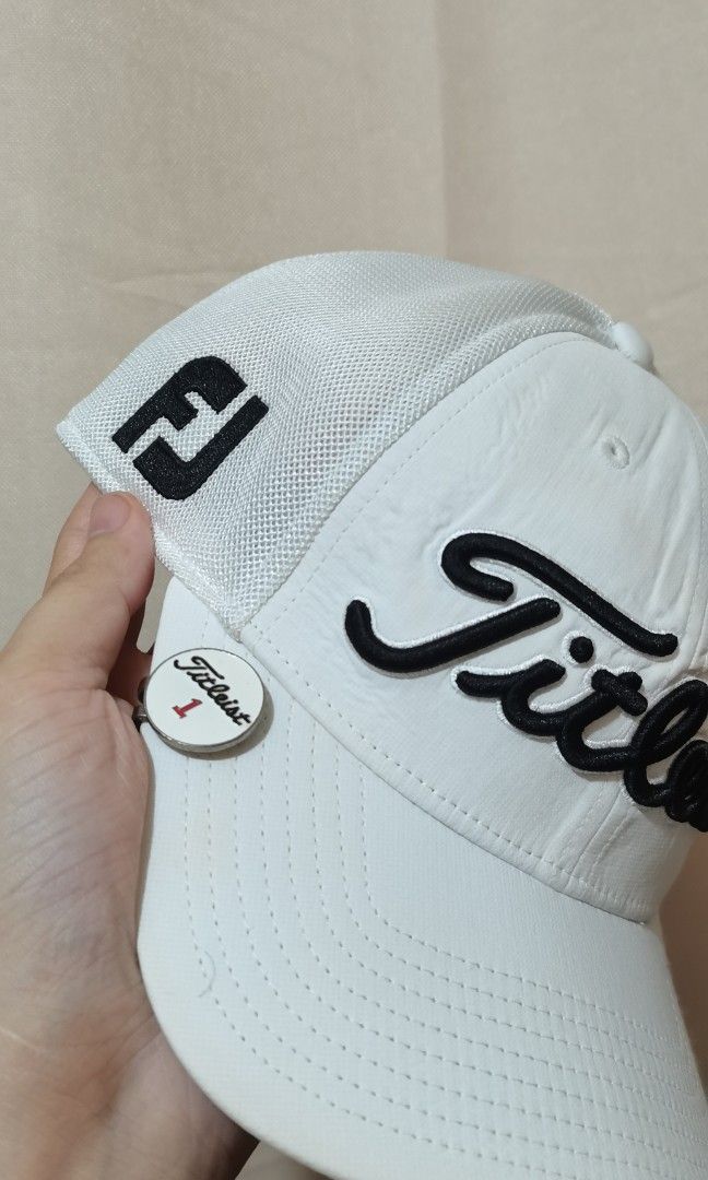 Authentic Titleist Close Cap by New Era (Category: Caps & Hats) located in Indang. Submitted by capitenyo (Listing ID 1469609768, Image 1). Description: Authentic Titleist Close Cap by Ne Era ✅ Fitted Cap ✅ Made by New Era ✅ Dome Size - Medium to Large ✅ Color rate - 10/10 ✅ Materials - Polyester, Spandex ✅ Made in China ✅ Condition - Used ✅ Free Original Titleist Magnetic Clip ⭕ Issue with rust underneath of magnetic clip ✅ Actual photos are pos