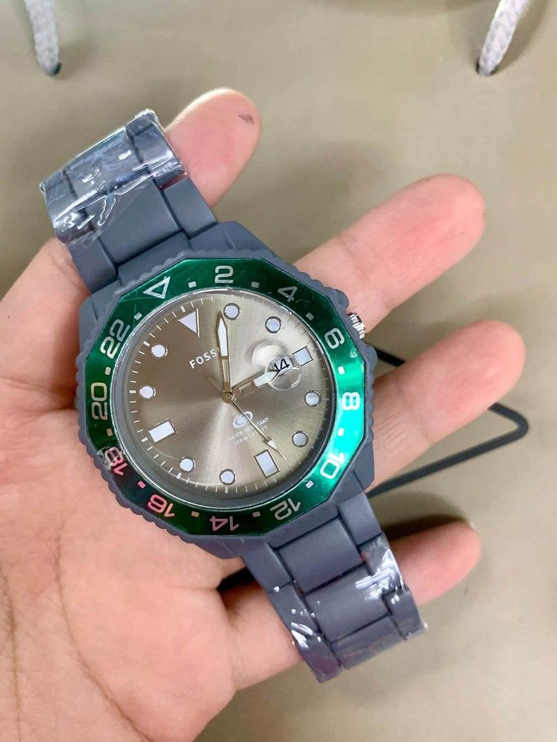 Available‼️‼️‼️ (Category: Men's Watches) located in Manila. Submitted by chellesshop (Listing ID 1469629955, Image 3). Description: .