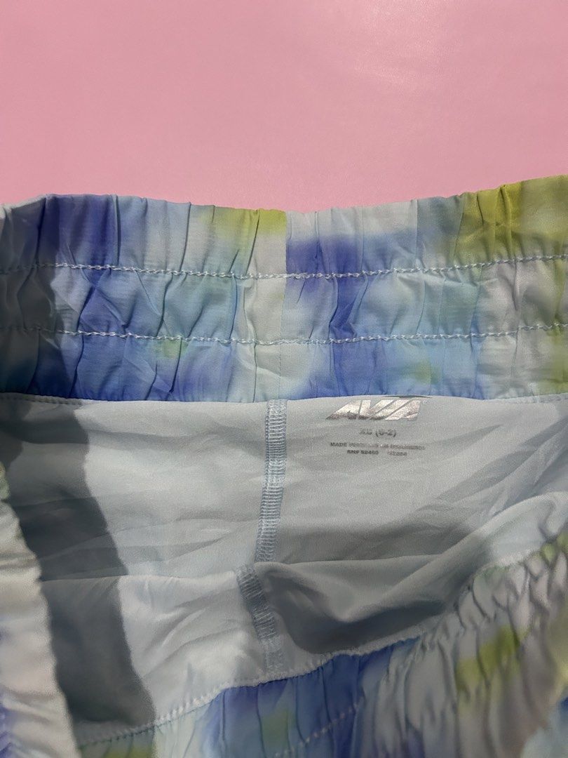 Avia Running Short (Category: Activewear) located in Manila. Submitted by chen_clybelles (Listing ID 1469679277, Image 3). Description: Xs on tag, fits to S.