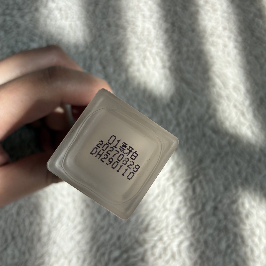 Babrea Matte Long-wear Glow Foundation (Category: Makeup) located in Manila. Submitted by gabasta998 (Listing ID 1469613581, Image 2). Description: 80% full fair shade.