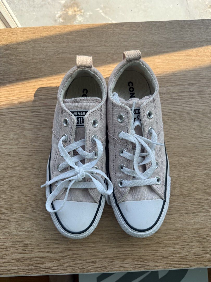 Baby pink converse size US6 (Category: Sneakers) located in Antipolo. Submitted by minimalist.chic (Listing ID 1469709547, Image 1). Description: Like new! Used twice only RFS: rarely used, decluttering.