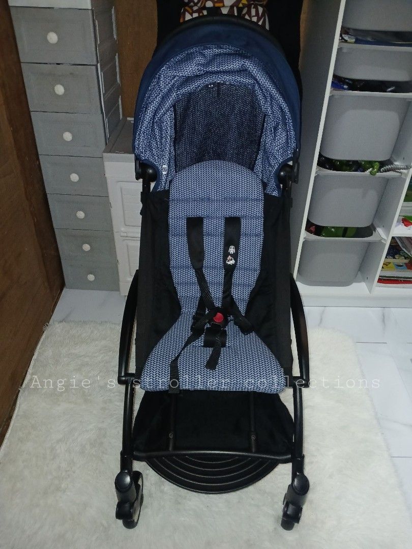 Babyzen Yoyo 6plus (Category: Strollers) located in Quezon City. Submitted by strollersshop (Listing ID 1469634441, Image 2). Description: For sale Babyzen yoyo 6plus Cabin approved ✈️ Can carry on a plane No issue ready to used NB-TODDLER Nahihiga-nauupo Pick up lo 📌 Qc commonwealth.