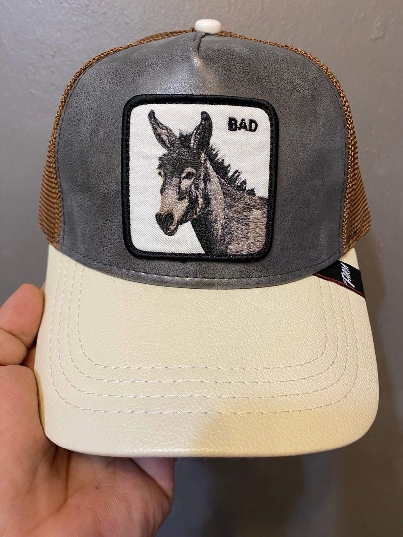 BAD by The Farm Goorin Bros (Category: Caps & Hats) located in Muntinlupa City. Submitted by WearhouseMMA (Listing ID 1469749135, Image 1). Description: BAD by The Farm Goorin Bros 750 only… SF NOT INCLUDED… 100% Legit Goorin bros✔️ Leather dome✔️ A-Frame snapback✔️ OSFM✔️ Pre-curve brim✔️ Complete tags and hangtag✔️ Rare Desin🫏🫏🫏.