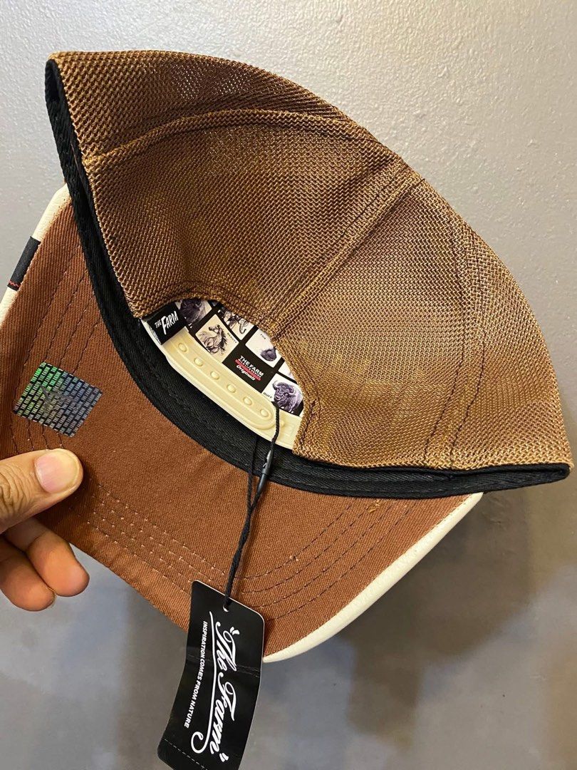 BAD by The Farm Goorin Bros (Category: Caps & Hats) located in Muntinlupa City. Submitted by WearhouseMMA (Listing ID 1469749135, Image 3). Description: BAD by The Farm Goorin Bros 750 only… SF NOT INCLUDED… 100% Legit Goorin bros✔️ Leather dome✔️ A-Frame snapback✔️ OSFM✔️ Pre-curve brim✔️ Complete tags and hangtag✔️ Rare Desin🫏🫏🫏.