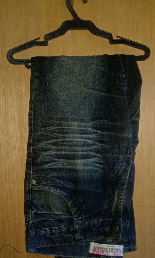 BAGGY PANTS SIZE-32 (Category: Clothes Drying Rack) located in Guihulngan. Submitted by thrift_ni_miel (Listing ID 1469580610, Image 2). Description: .