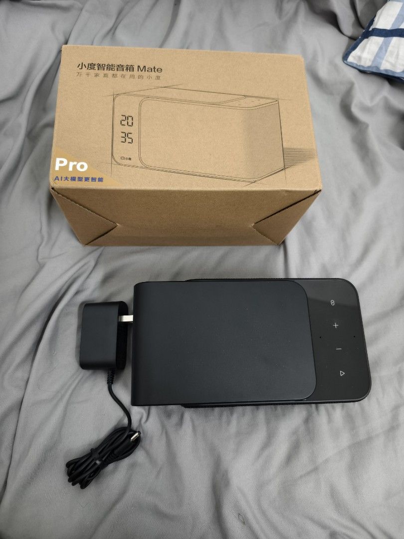 Baidu Xiaodu Smart Speaker Mate Pro (Category: Soundbars, Speakers & Amplifiers) located in Angeles City. Submitted by measaliman02351 (Listing ID 1469662532, Image 1). Description: - Model: Baidu Xiaodu Smart Speaker Mate Pro - Color: Sleek Black - Display: Built-in digital clock on front grille - Controls: Easy-to-use top panel buttons - Features: Advanced AI model integration support - Inclusions: Complete with power adapter and original box p