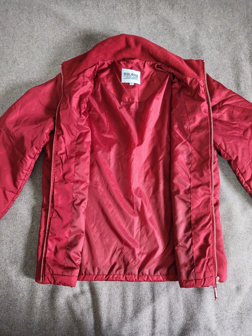 Baleno Red Puffer Jacket |S-M (Category: Coats, Jackets and Outerwear) located in Manila. Submitted by goku_doggo (Listing ID 1469576026, Image 2). Description: - Brand: Baleno - Color: Burgundy Red (Darker in actual, diff in pic due to lighting) - Size: S on tag but best fit is M - Lightweight No flaws Baguio City Open for shipping .