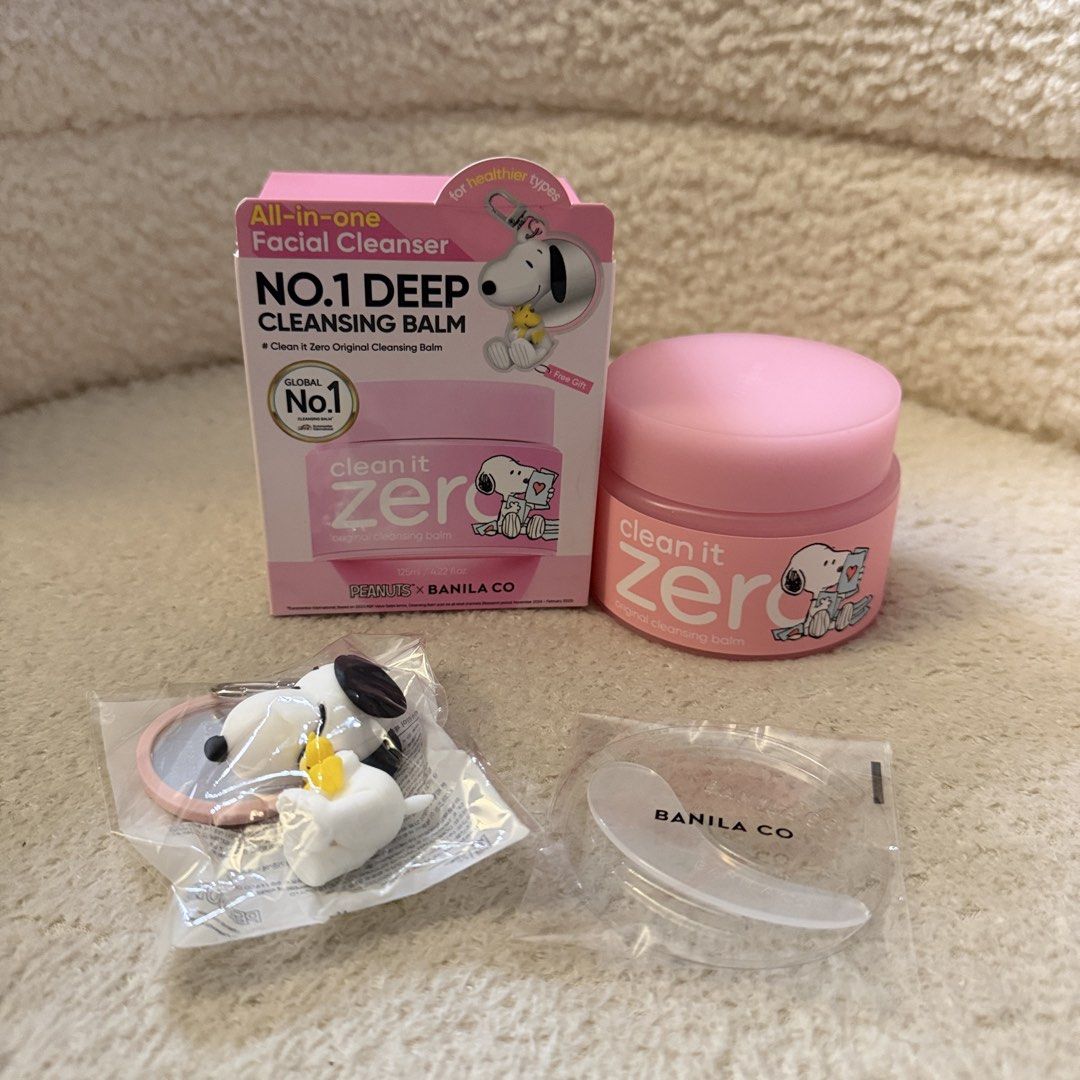 Banila Co Clean It Zero Original Cleansing Balm Snoopy Edition (Category: Face Care) located in Abucay. Submitted by ishmmm (Listing ID 1469685270, Image 1). Description: - Product: Banila Co Clean It Zero Original Cleansing Balm - Edition: Special Peanuts Snoopy Collaboration - Size: 125ml tub - Inclusions: Matching Snoopy keychain accessory and spatula - Condition: Brand new, unused in original box - Perfect for: Skincare routine or collector's