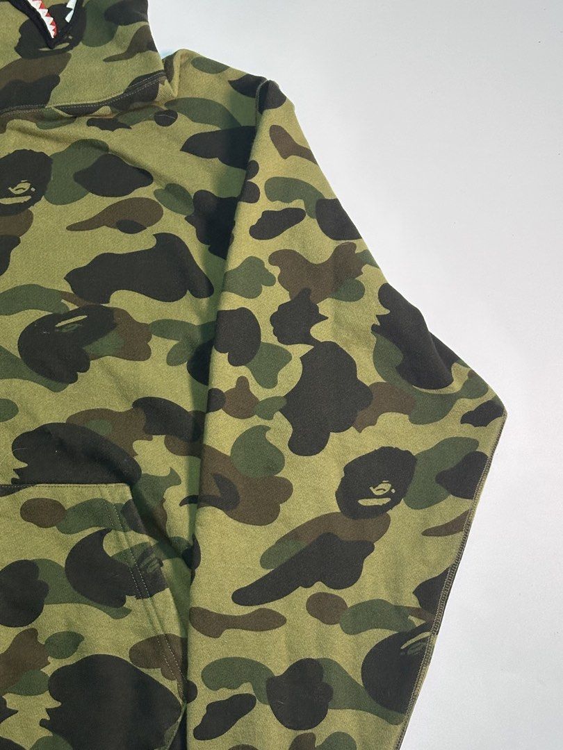 Bape Shark Green 1st Camo Jacket (Category: Announcements) located in Cagayan de Oro. Submitted by _thriftcultureph (Listing ID 1469715529, Image 2). Description: Bape Shark Green 1st Camo Jacket Guaranteed Authentic ( Money back if fake ) Size Medium Women ( Best fit Medium men ) Excellent Condition No flaws .