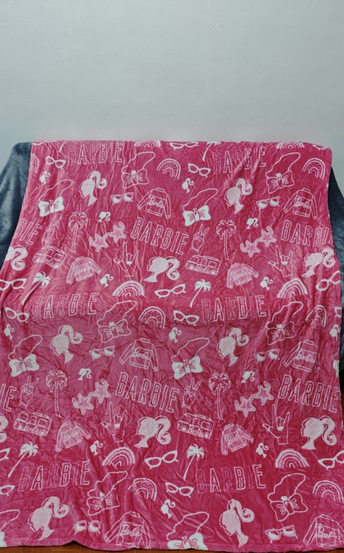 Barbie Fur Fleece Blanket - Single (Category: Bedding & Towels) located in Mariveles. Submitted by hl.reyrfinds (Listing ID 1469695764, Image 1). Description: 🍀☘️🍀☘️🍀 Fur Fleece Blanket Soft Midweight, Glossy Pay First. MOD: JnT.