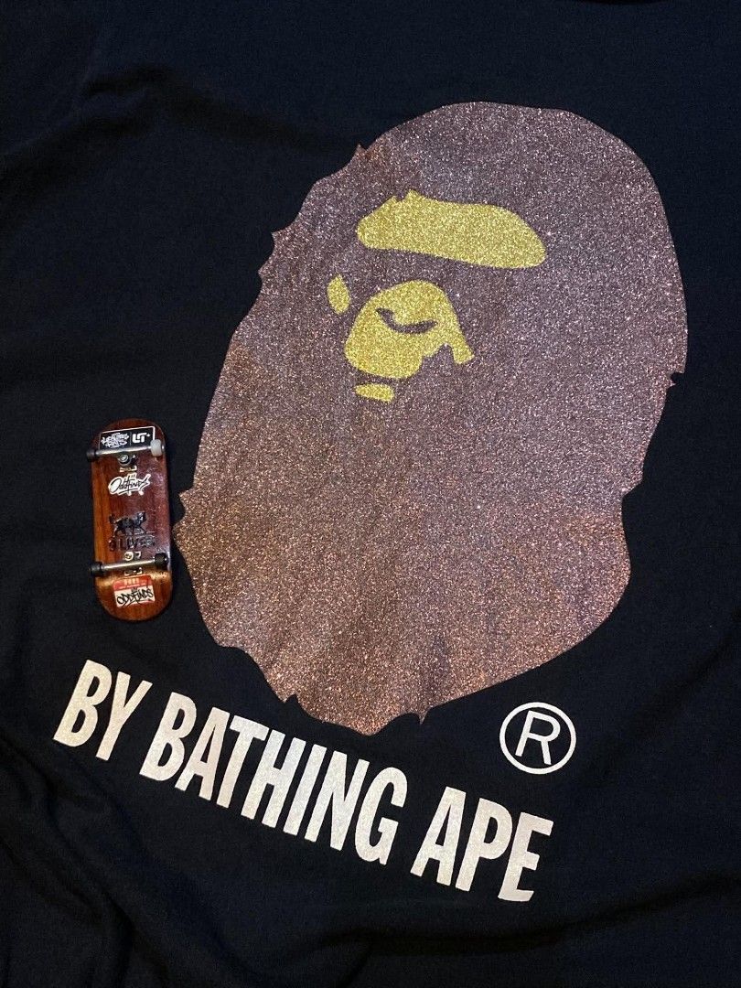 BATHING APE (Category: Activewear) located in Bacolod City. Submitted by slurpy_thrift (Listing ID 1469650544, Image 3). Description: .