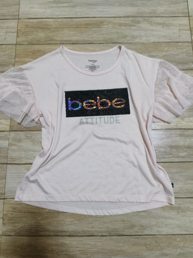 Bebe bling top (Category: Blouses) located in Siniloan. Submitted by talktotheroses (Listing ID 1469671542, Image 1). Description: no issue.