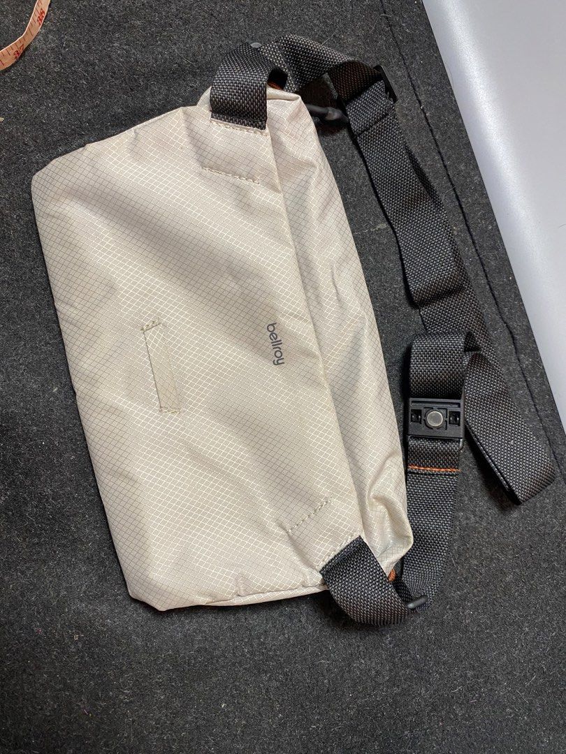 Bellroy Sling Bags (Category: Sling Bags) located in Quezon City. Submitted by loloyz123 (Listing ID 1469720149, Image 1). Description: Bellroy sling Bags Condition: Very good Color rate: 10/10 Color: Gray Size: L:17 W:29 depth: 9cm.