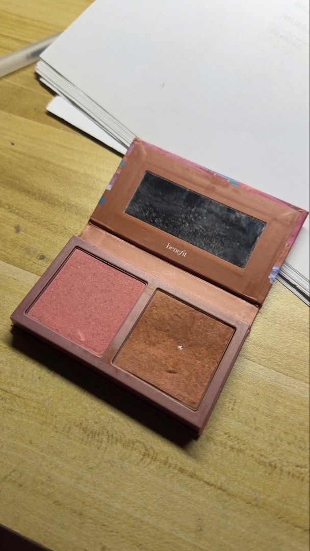 Benefit Starry Escape Blush Palette (Category: Makeup) located in Manila. Submitted by itsmepey (Listing ID 1469726872, Image 2). Description: - barely used - not my shade.