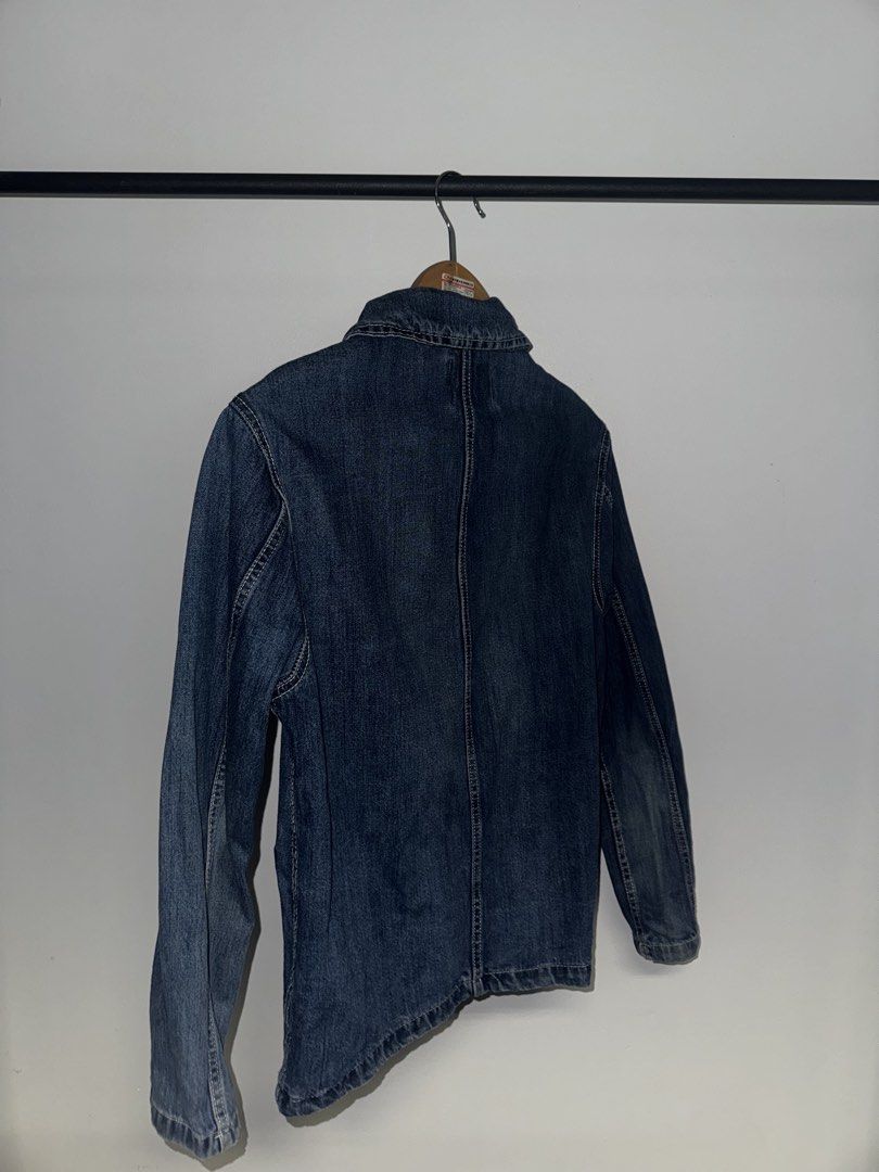 Bershka Denim Jacket (Category: Coats, Jackets and Outerwear) located in Quezon City. Submitted by coolmomma (Listing ID 1469700977, Image 3). Description: Good condition Length 25 in..
