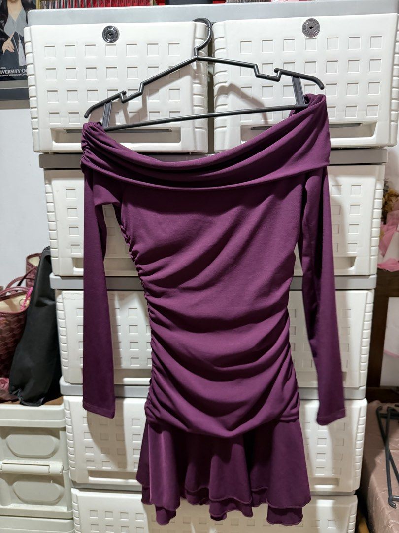 Bershka Dress (Category: Dresses) located in Manila. Submitted by bln.preloved (Listing ID 1469716973, Image 1). Description: - for XS - nasukat lang.