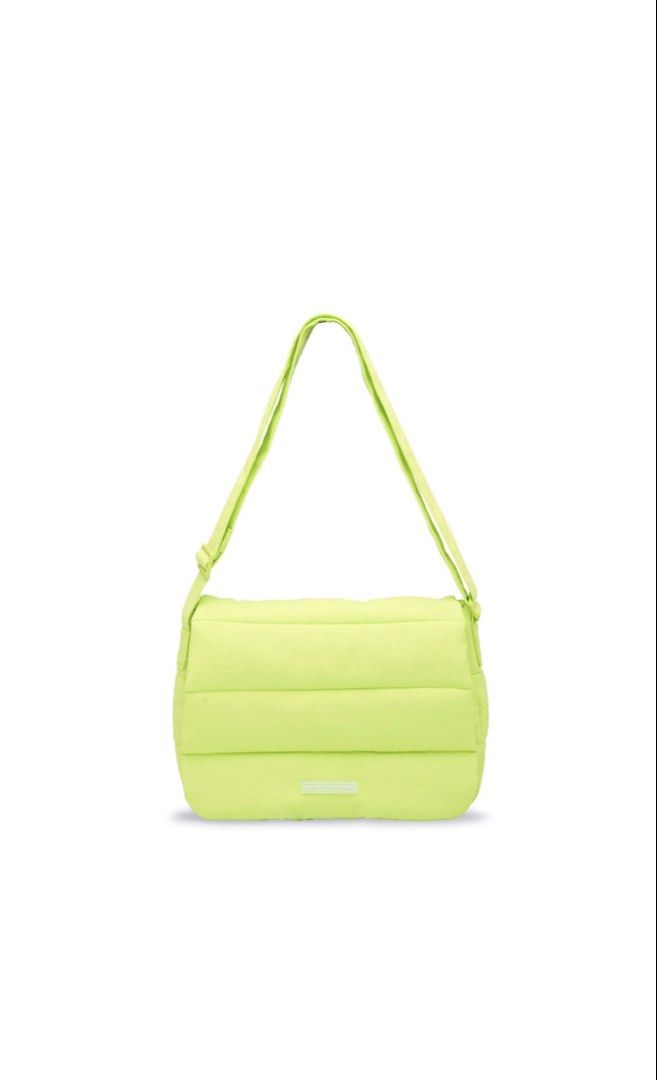 Beyond The Vines Poofy Bag in Lime (Category: Cross-body Bags) located in Makati City. Submitted by aedawn (Listing ID 1469757776, Image 1). Description: Original price: 3790 Rfs: decluttering!!.