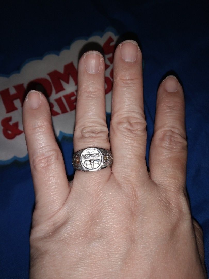 Big emblem ring size 8 (Category: Rings) located in Quezon City. Submitted by eidorableshop (Listing ID 1469699311, Image 1). Description: .