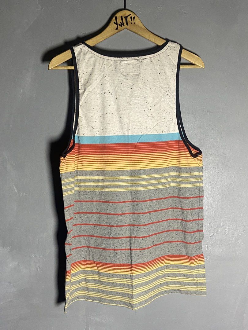 Billabong Tank Top (Category: Activewear) located in Cabuyao City. Submitted by chukz_x (Listing ID 1469613969, Image 2). Description: Billabong Tank Top Size : Large Dimes : 20W 28L Condition : Excellent Issue : none Price: 400 📍READY TO WEAR 📍Cabuyao Laguna.