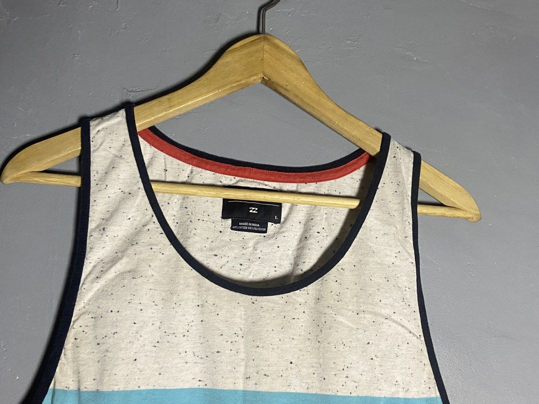 Billabong Tank Top (Category: Activewear) located in Cabuyao City. Submitted by chukz_x (Listing ID 1469613969, Image 3). Description: Billabong Tank Top Size : Large Dimes : 20W 28L Condition : Excellent Issue : none Price: 400 📍READY TO WEAR 📍Cabuyao Laguna.