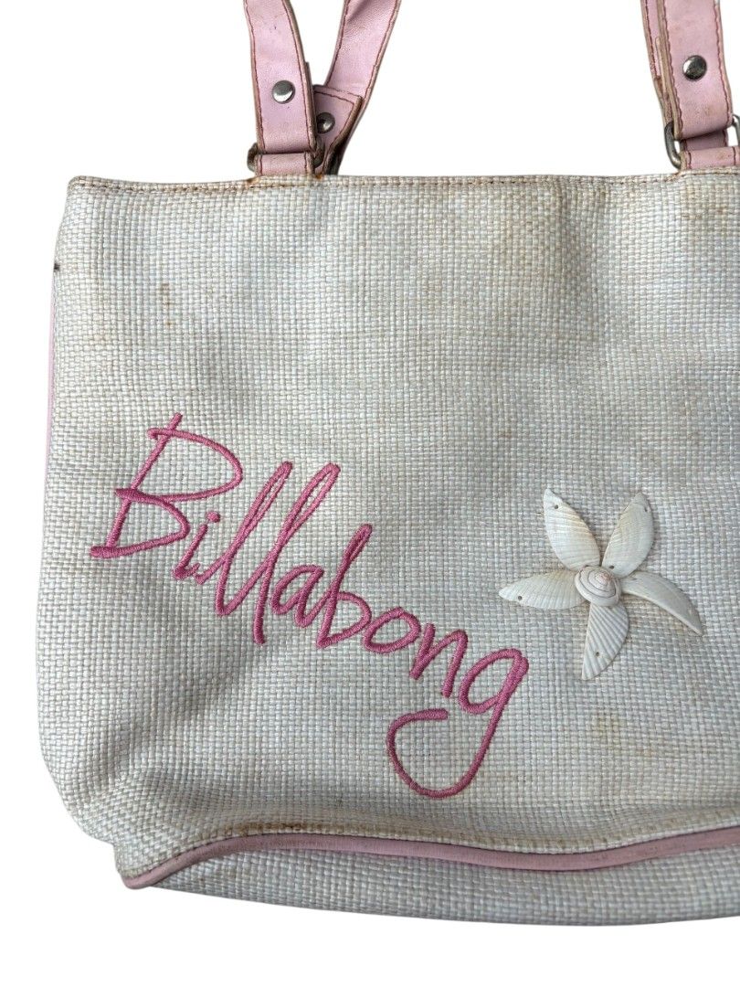 Billabong Y2K Beach Bag with shells flower design (Category: Beach Bags) located in Davao. Submitted by wildhearts121 (Listing ID 1469638344, Image 3). Description: Excellent Flaw: stains (removable) needs wash.