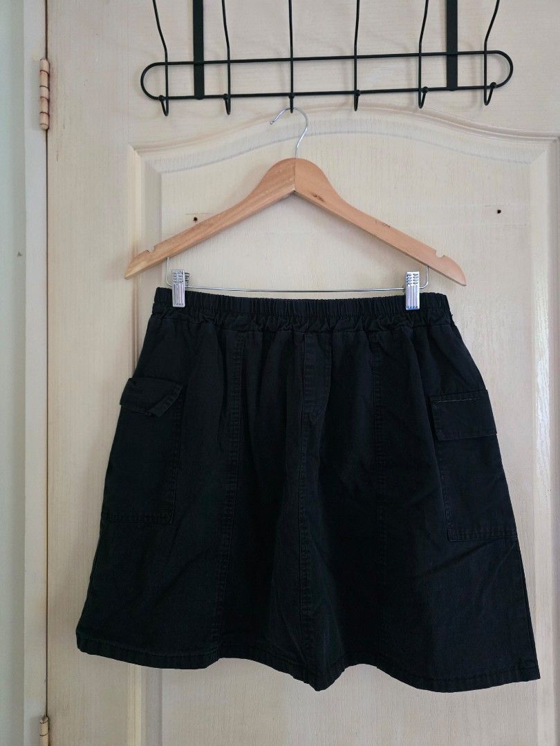 Black denim skort (Category: Skirts) located in Cavite. Submitted by rydes_clo (Listing ID 1469650072, Image 3). Description: has inner good for xl girlies lalas maka sexy with pockets.