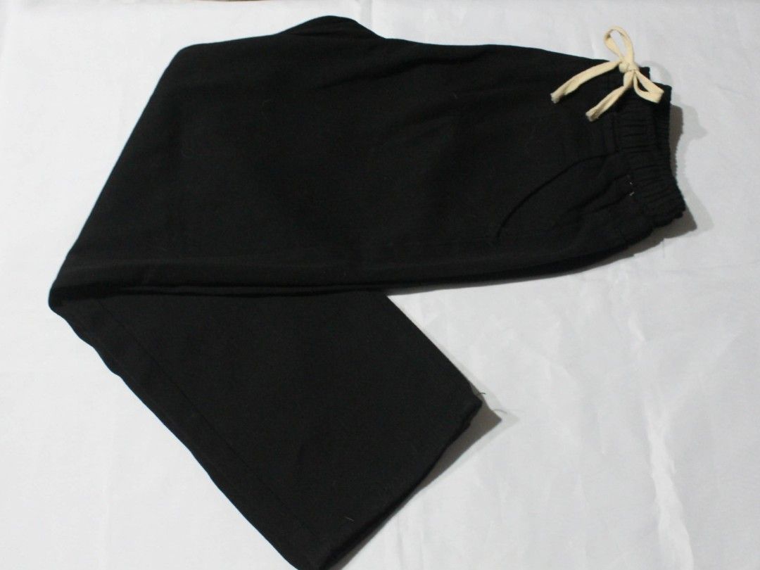 Black Garterized Denim Pants with Tie (Category: Jeans) located in Bulacan. Submitted by daniel_d49774 (Listing ID 1469708187, Image 1). Description: ✿ M ~ ♡ Ready to wear. ♡ Colors may vary due to lighting. ♡ Flaws will be stated. ♡ No cancellation of order and no rushing. ✿ HAPPY SHOPPING! ✿ - visit my profile for more cheap items :).