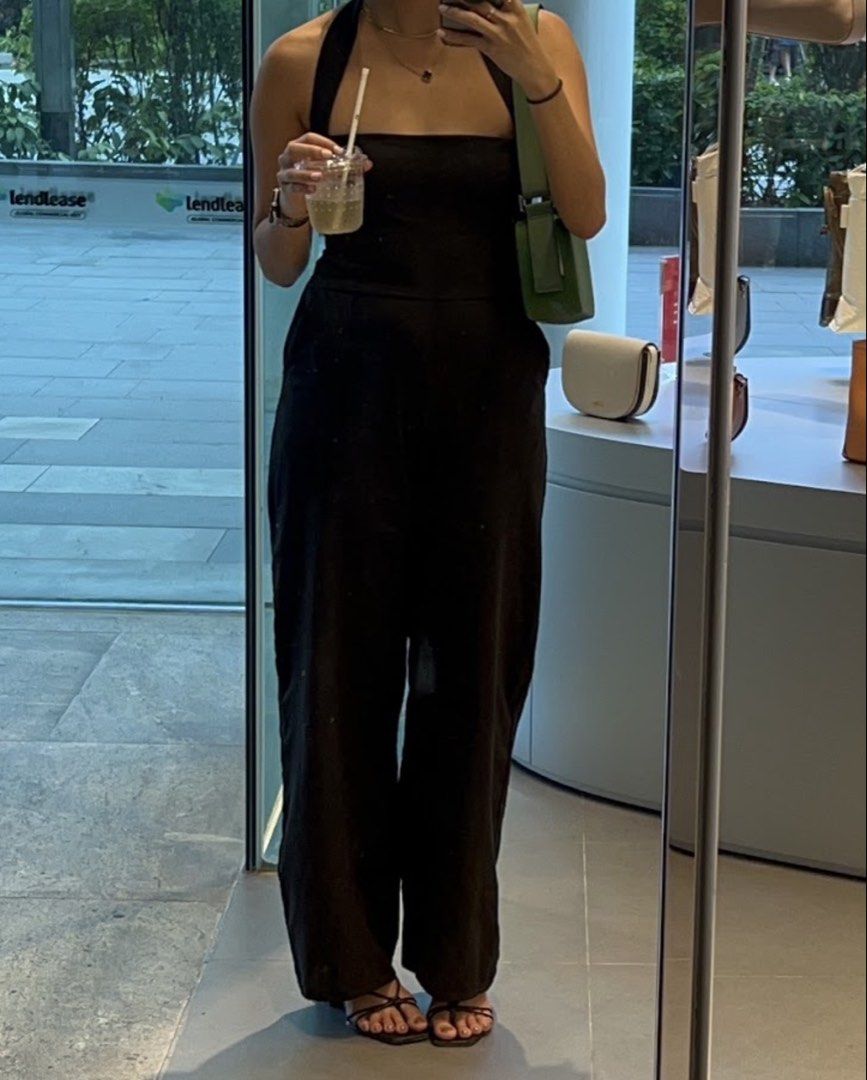 Black Haltered Linen Jumpsuit (Category: Rompers) located in Quezon City. Submitted by tishaagba (Listing ID 1469650960, Image 3). Description: Fits XS-S.
