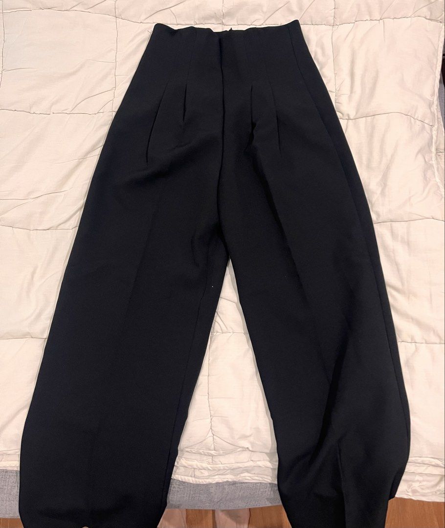 Black High Waist Trousers (Category: Other Bottoms) located in Cebu City. Submitted by just_agirl_rabbit (Listing ID 1469637286, Image 1). Description: 🌷feel free to message me for more details! → Black High Waist Trousers , fits L → actual pictures by me posted; colors may vary due to lighting → mod:, Lalamove,J&T, → mop: Gcash, Bank Transfer .