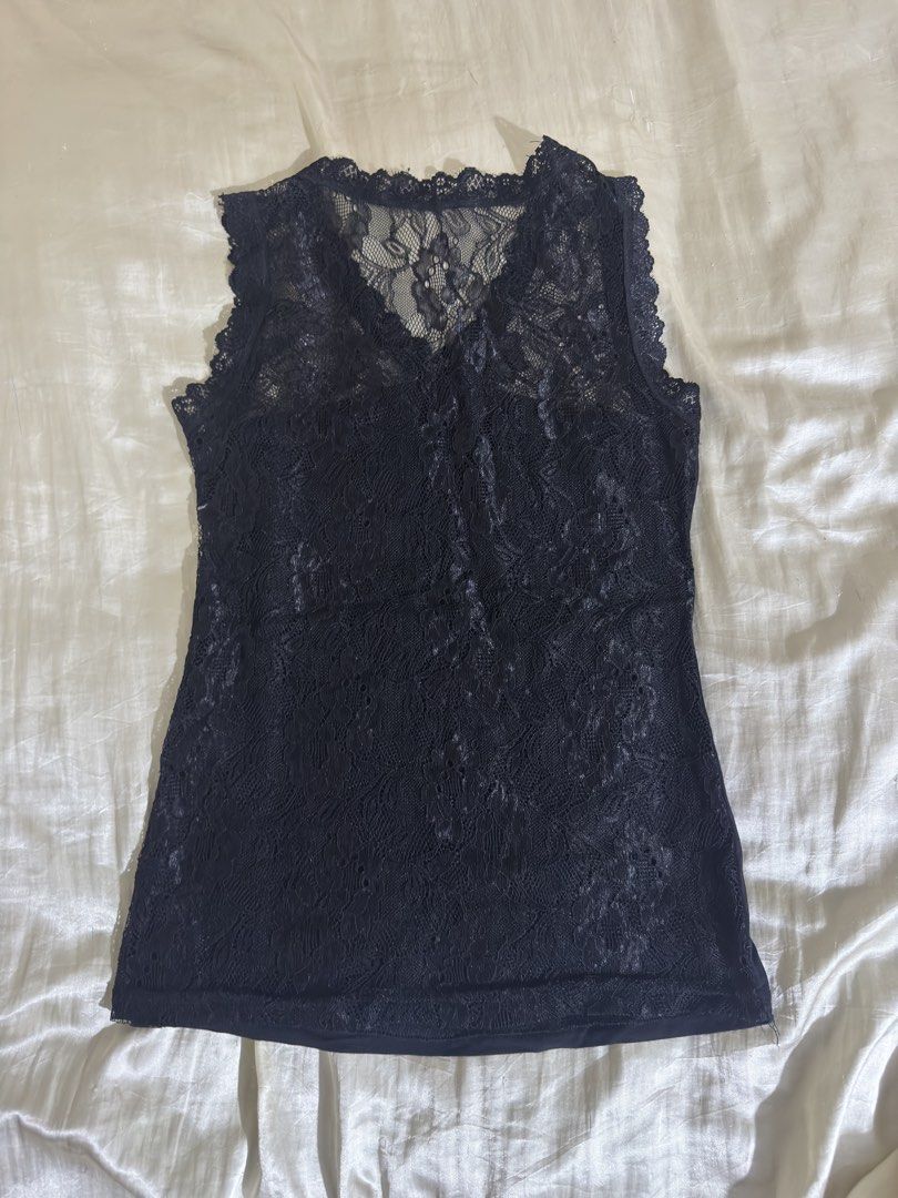 Black Lace Sleeveless Top Blouse (Category: Sleeveless) located in Legazpi City. Submitted by bouxloset (Listing ID 1469713790, Image 3). Description: .