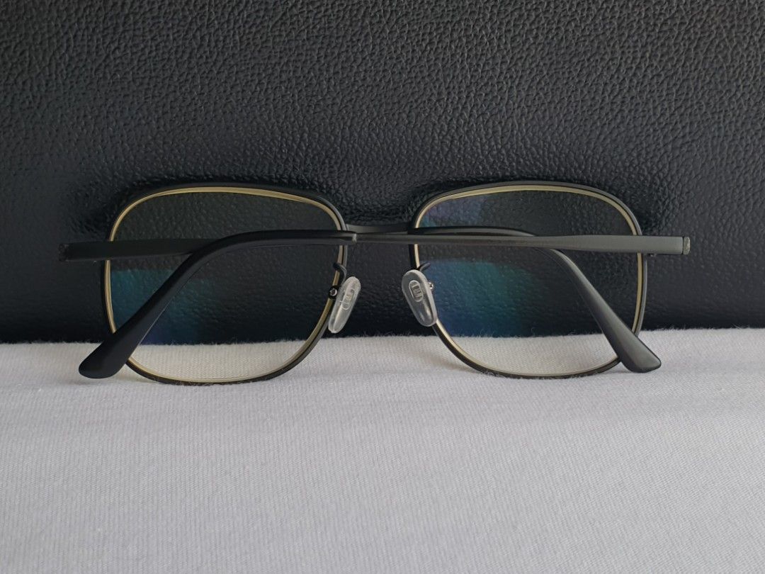 Black Titanium Eyeglass Frame (Category: Sunglasses & Eyewear) located in Quezon City. Submitted by WasalakTwo (Listing ID 1469661440, Image 2). Description: Bought in Japan Durable and high quality Goodcondition Clean and presentable Lens are graded, but replaceable Open for delivery nationwide Front Width 13cm Front Height 4.5cm.