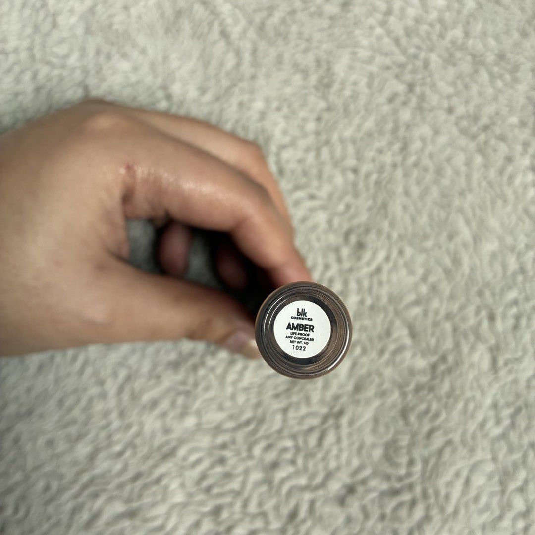 blk Life-Proof Airy Concealer in Amber (Category: Makeup) located in Manila. Submitted by gabasta998 (Listing ID 1469613942, Image 2). Description: ~40% full.