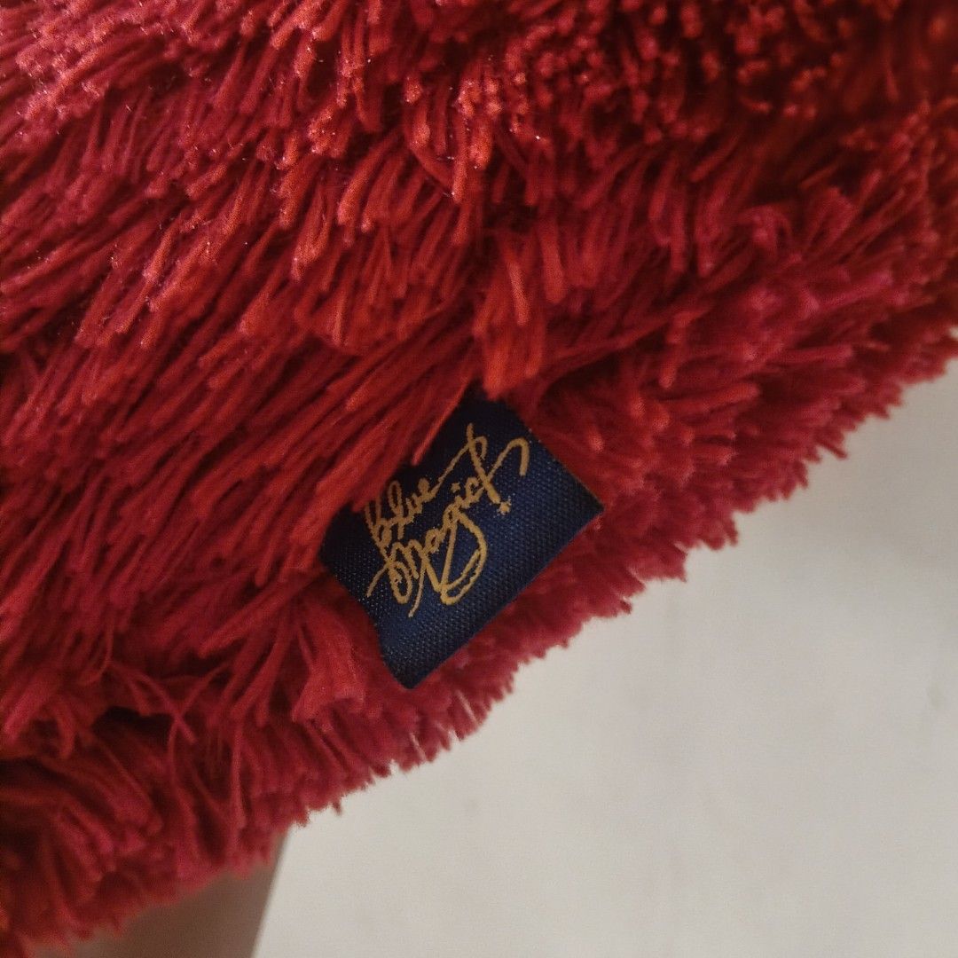 Blue Magic Red Heart Pillow, Fuzzy Cushion (Category: Cushions & Throws) located in Manila. Submitted by prelovedbasketfinds (Listing ID 1469646878, Image 2). Description: Bought sa Mall Brand: Blue Magic Used, not brandnew 18 1/2 inches ang lapad Paco, Manila location..